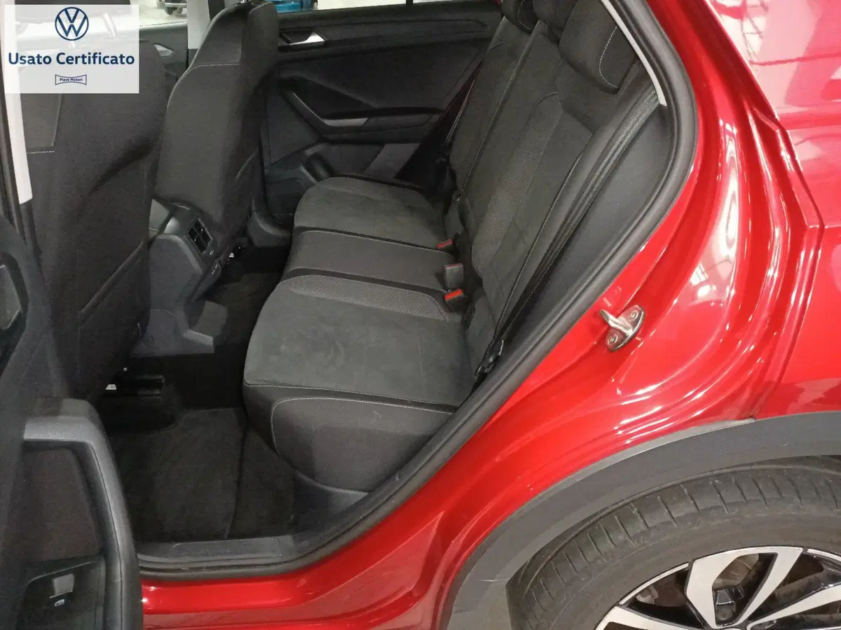 Volkswagen T-Roc usata a Genova (11)