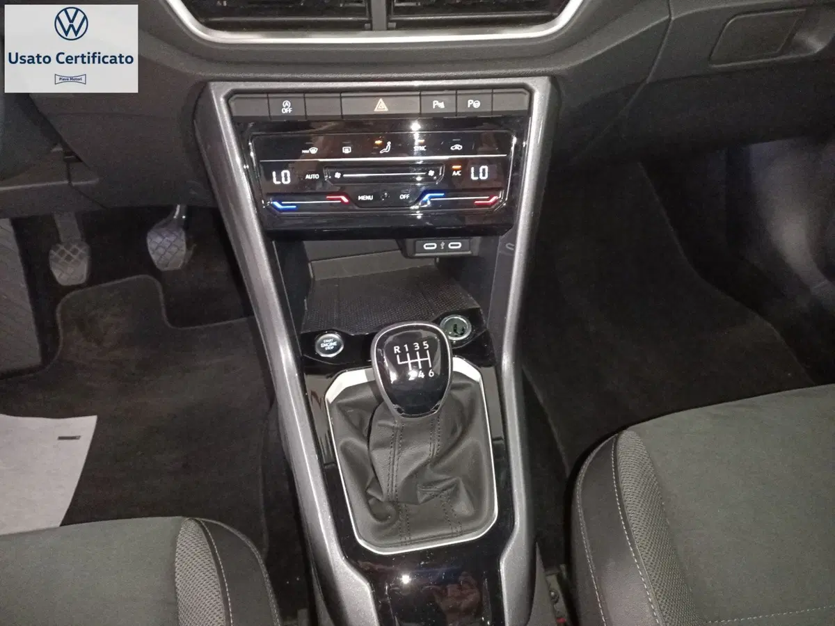 Volkswagen T-Roc usata a Genova (15)
