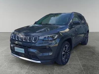 Jeep Compass 1.6 Multijet II 2WD Limited del 2022 usata a Triggiano