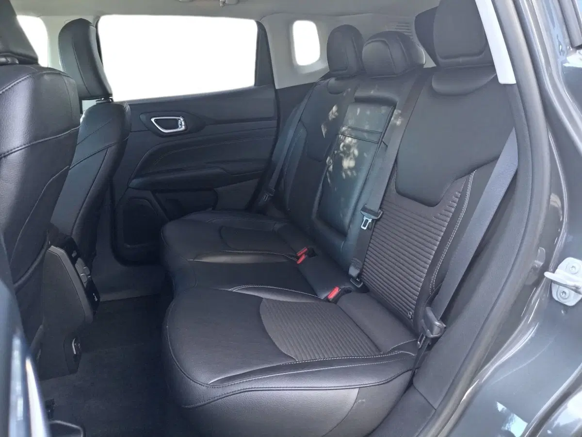 Jeep Compass usata a Bari (10)