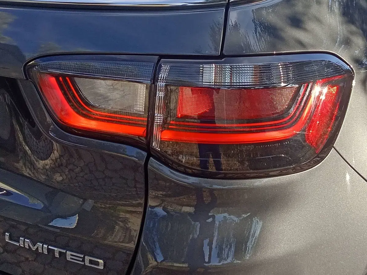 Jeep Compass usata a Bari (11)