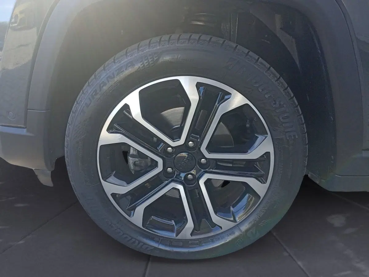 Jeep Compass usata a Bari (5)