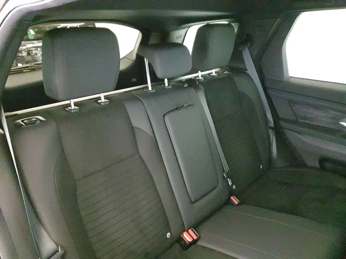 Land Rover Discovery Sport usata a Monza e Brianza (12)