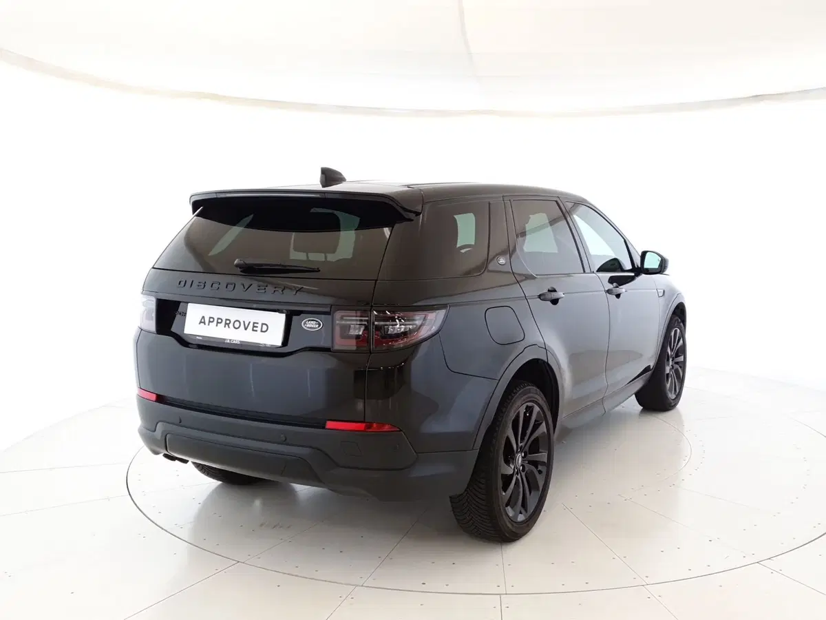 Land Rover Discovery Sport usata a Monza e Brianza (2)