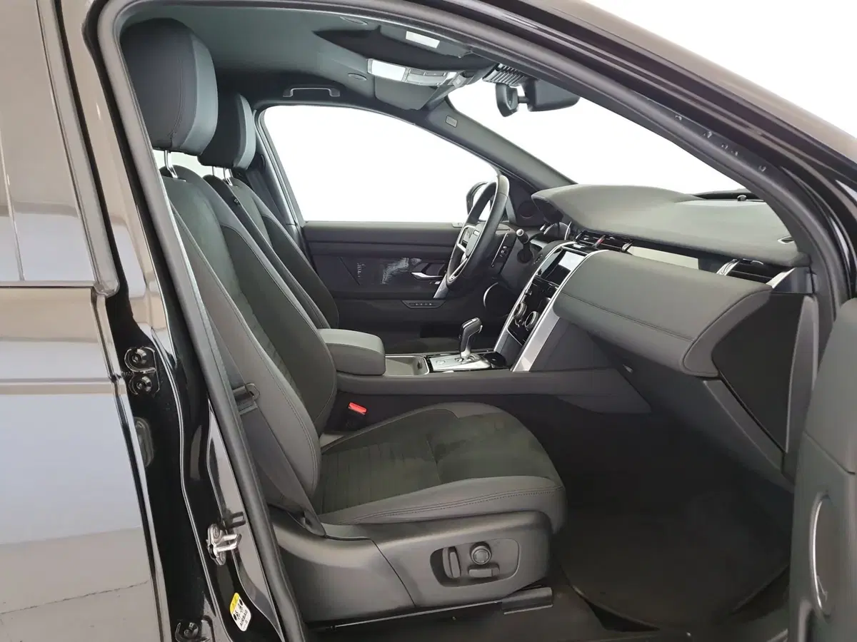 Land Rover Discovery Sport usata a Monza e Brianza (3)