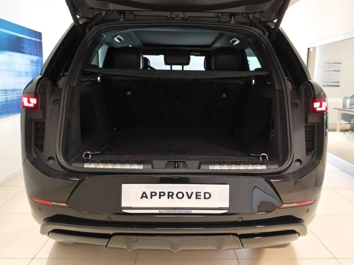 Land Rover Range Rover Sport usata a Venezia (13)