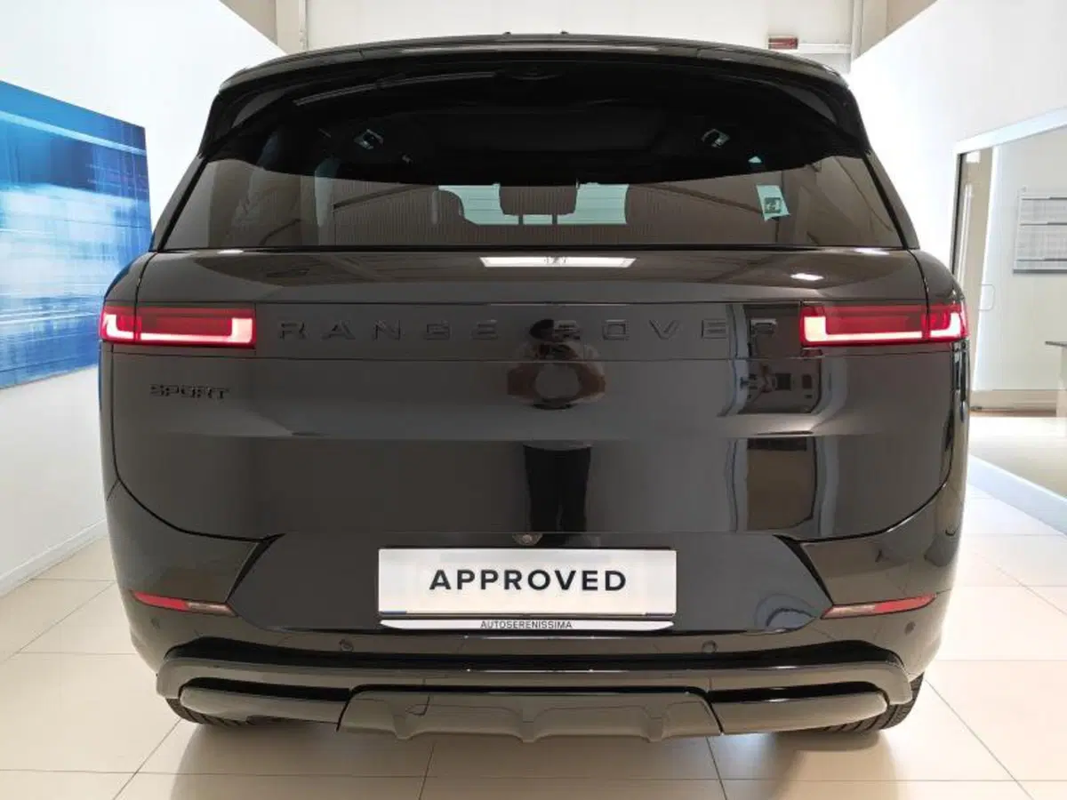 Land Rover Range Rover Sport usata a Venezia (5)