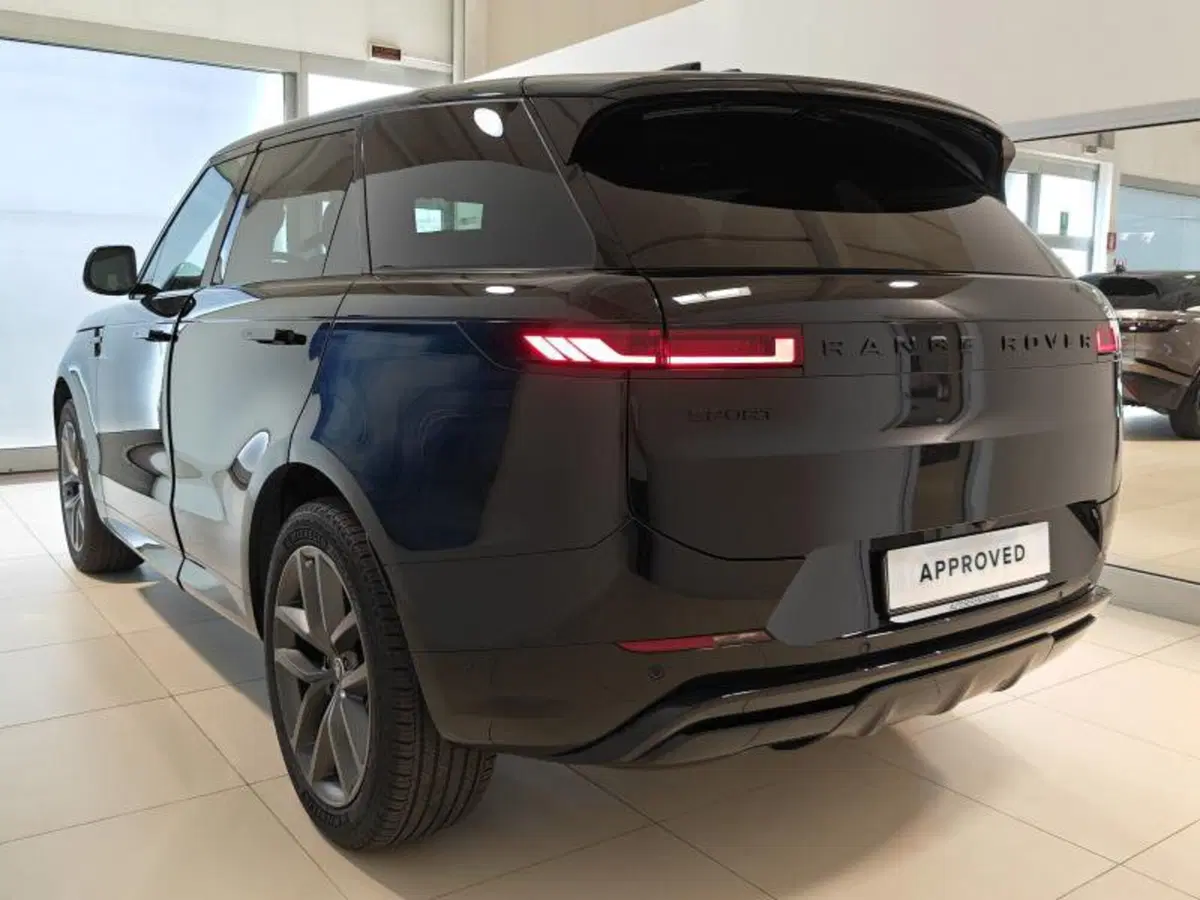 Land Rover Range Rover Sport usata a Venezia (6)