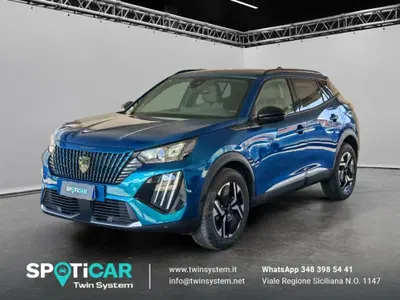 Peugeot 2008 50 kWh Allure del 2025 usata a Palermo