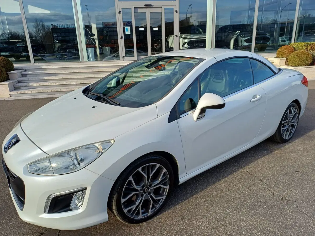 Peugeot 308 Cabrio usata a Modena (2)