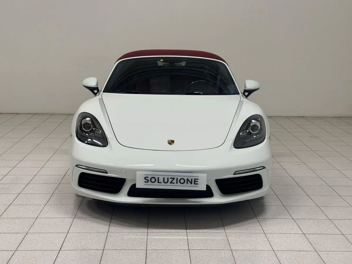Porsche 718 Boxster  usata a Novara (7)