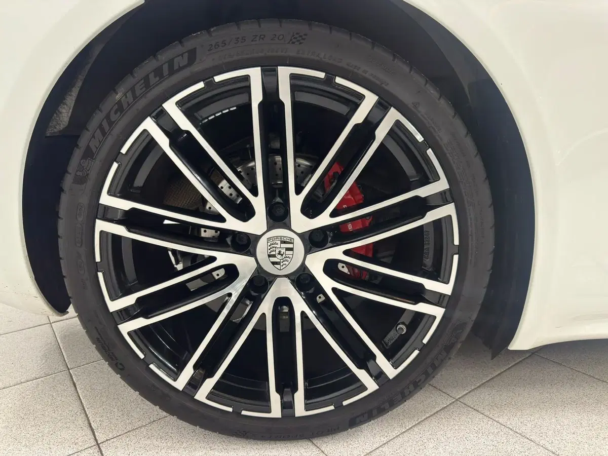 Porsche 718 Boxster  usata a Novara (8)