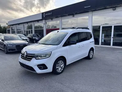 Renault Kangoo Furgone van 1.5 Blue dci 95cv L2 d.cab. my24 del 2022 usata a Jesi