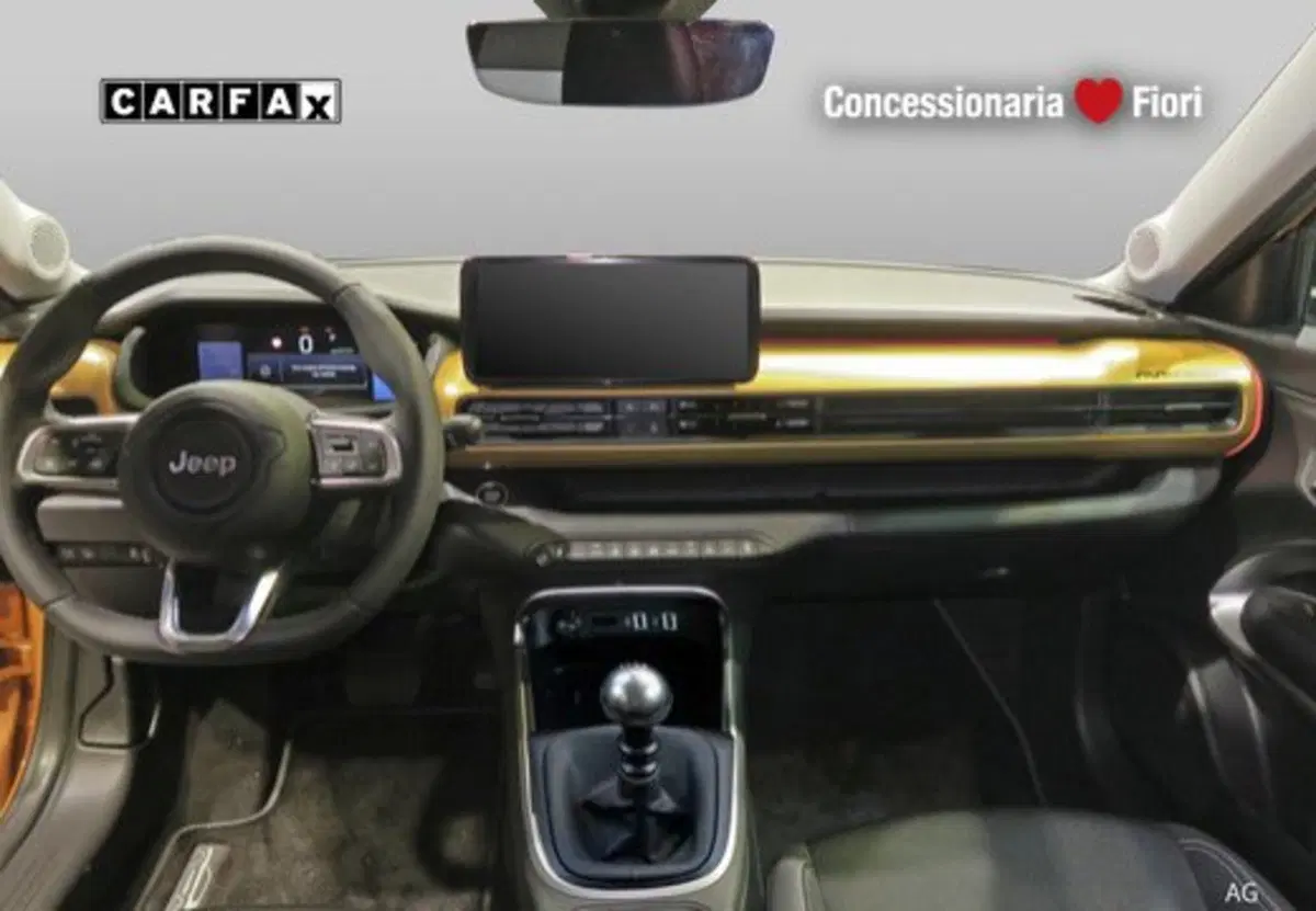 Jeep Avenger nuova a Roma (12)