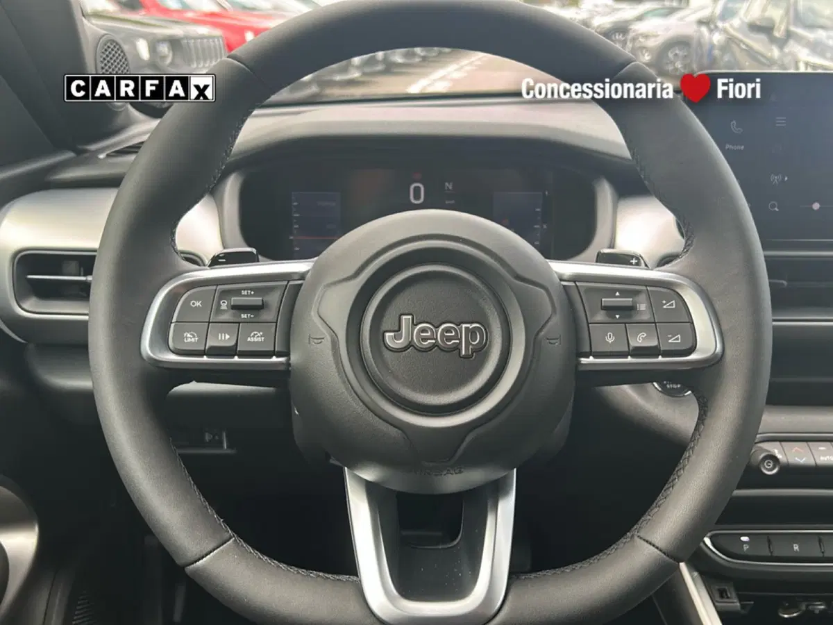Jeep Avenger nuova a Roma (17)