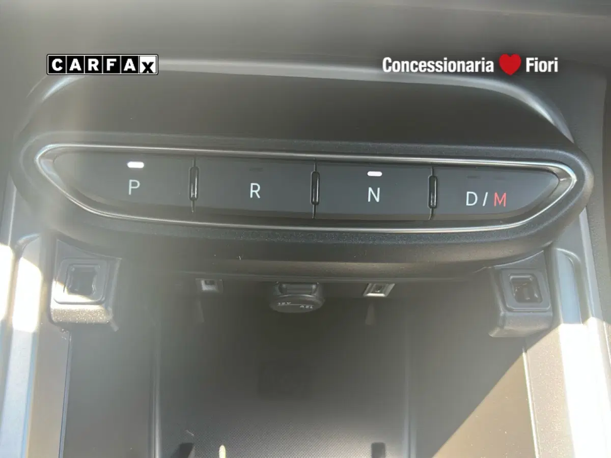 Jeep Avenger nuova a Roma (19)