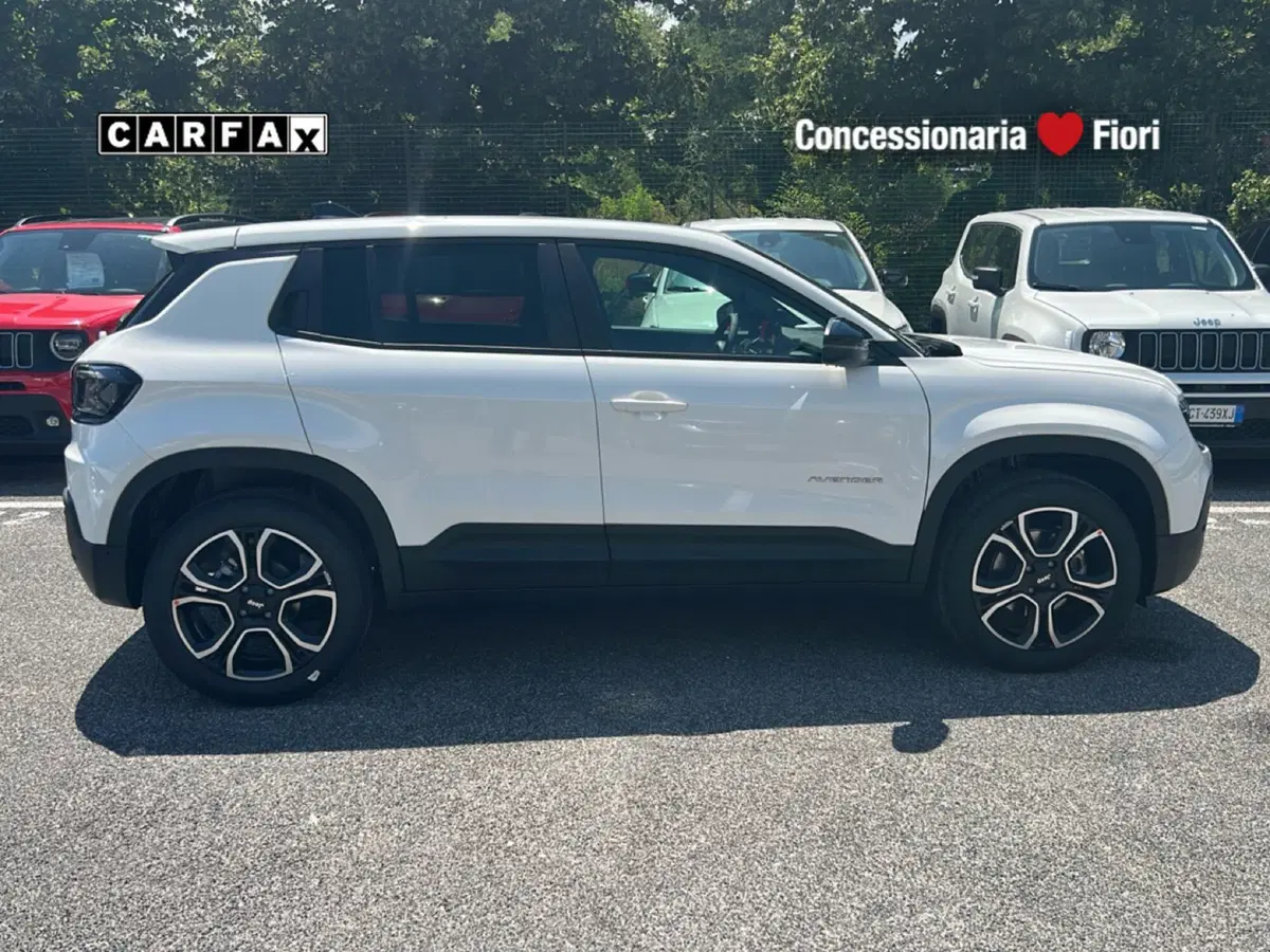 Jeep Avenger nuova a Roma (6)