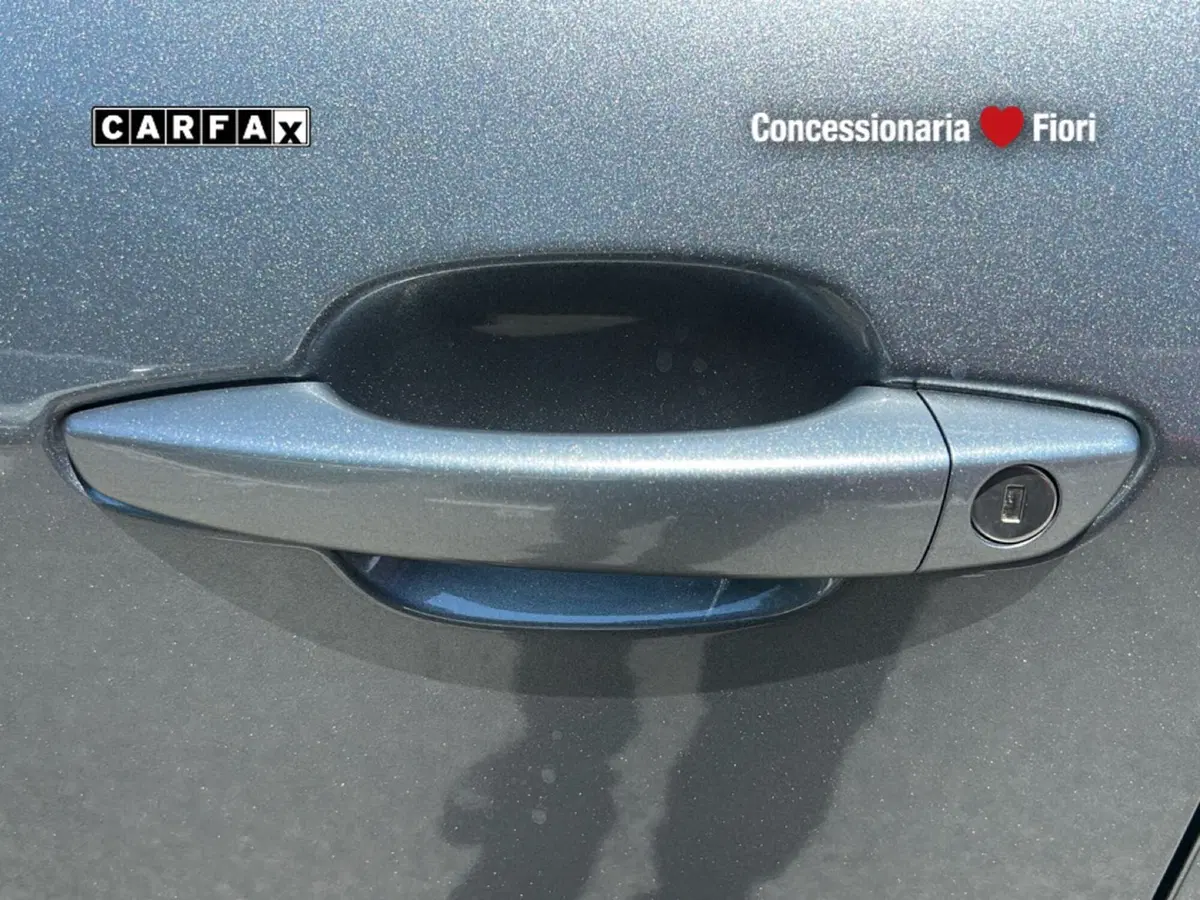 Jeep Avenger nuova a Roma (14)