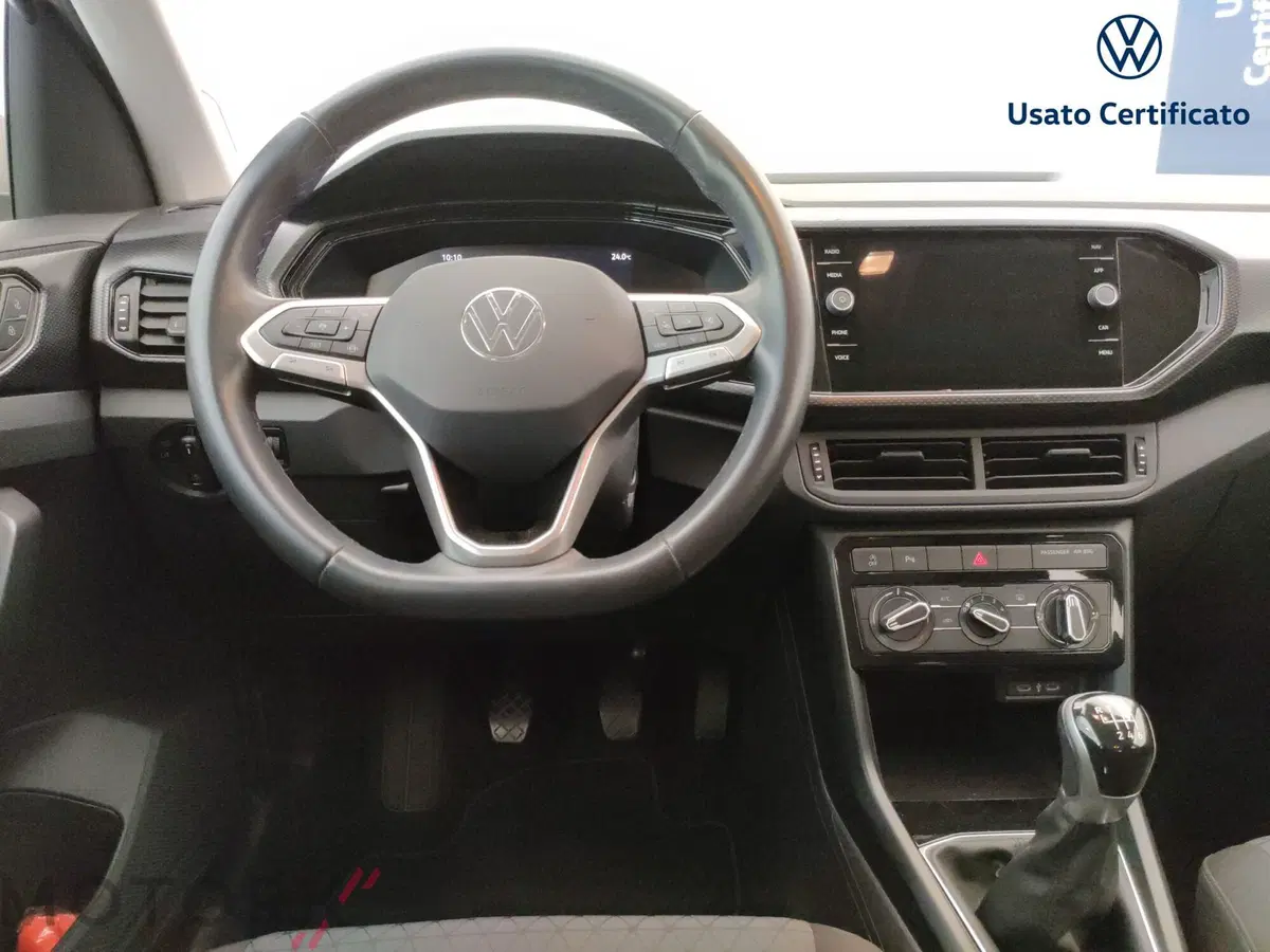 Volkswagen T-Cross usata a Varese (12)