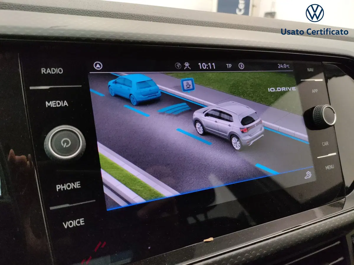 Volkswagen T-Cross usata a Varese (15)