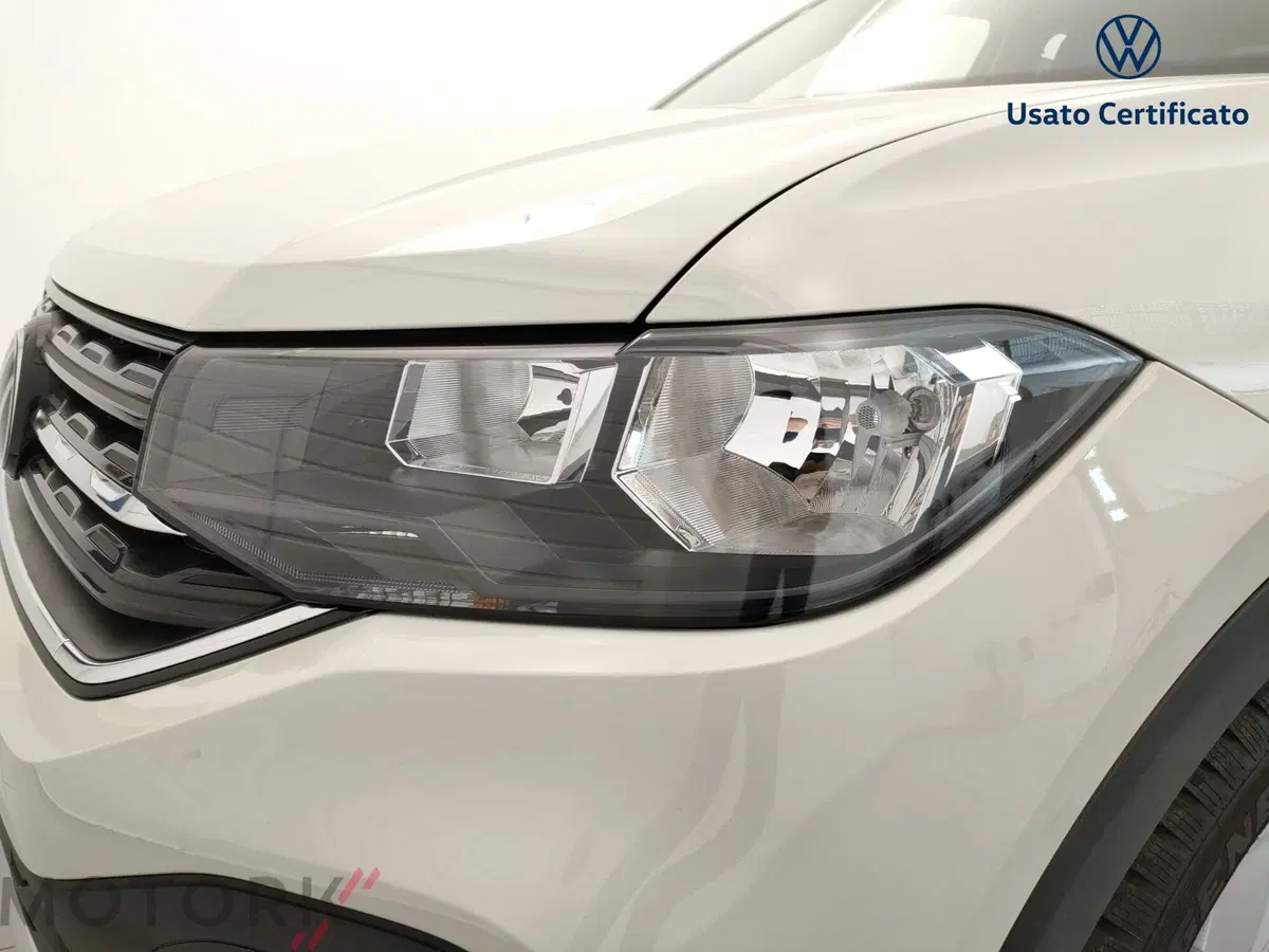 Volkswagen T-Cross usata a Varese (7)