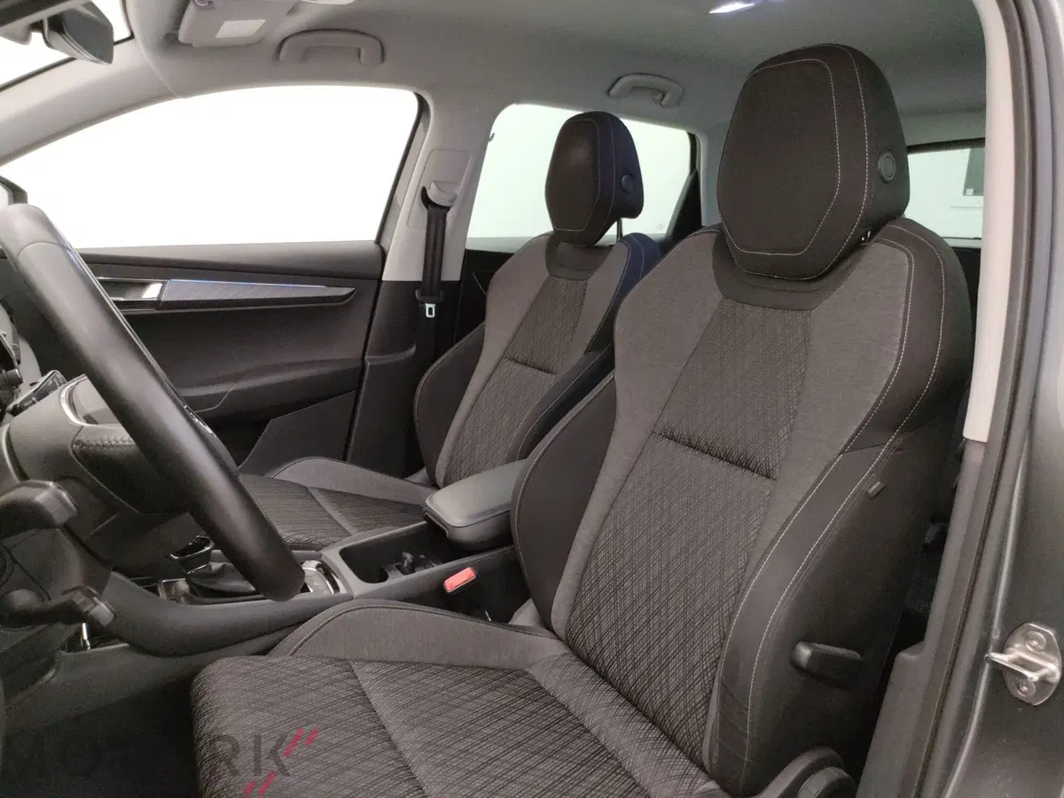 Skoda Karoq usata a Varese (10)
