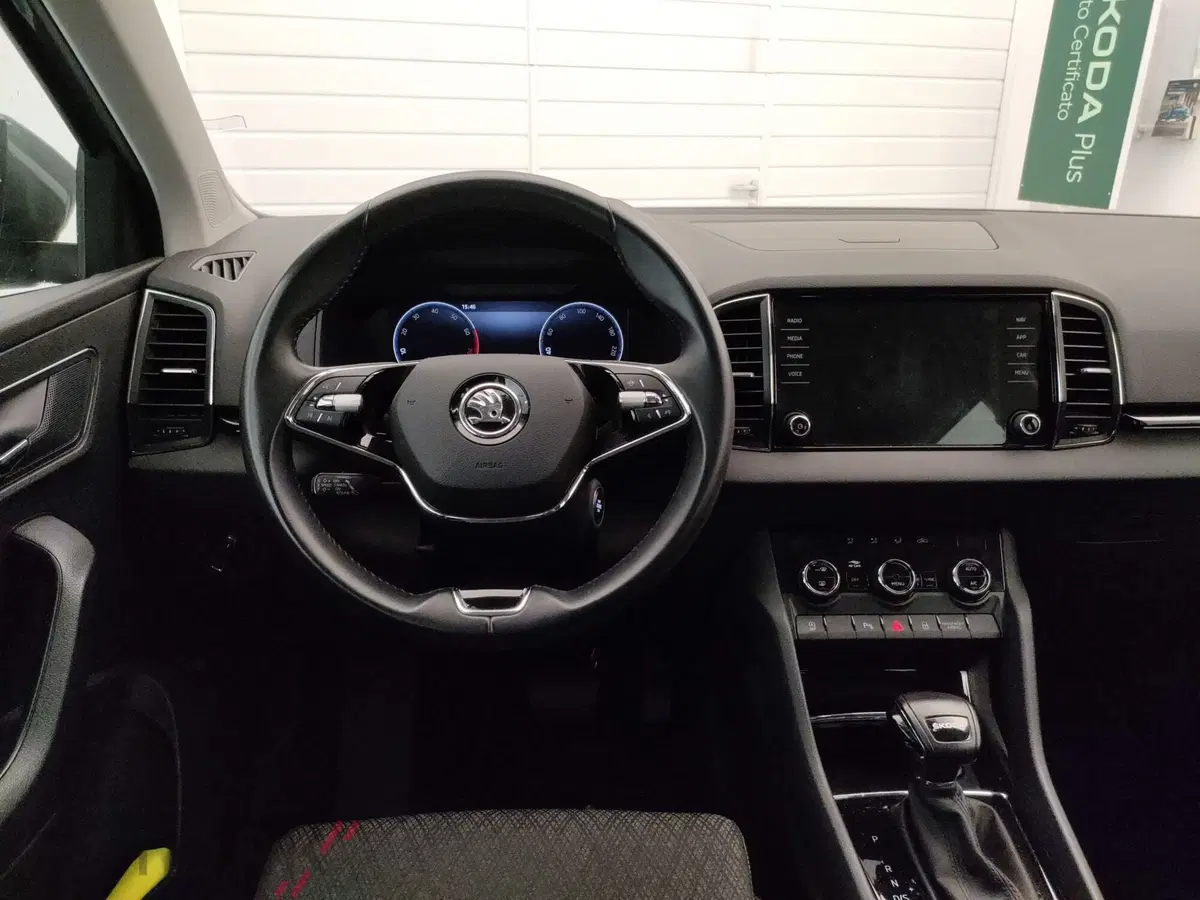 Skoda Karoq usata a Varese (11)