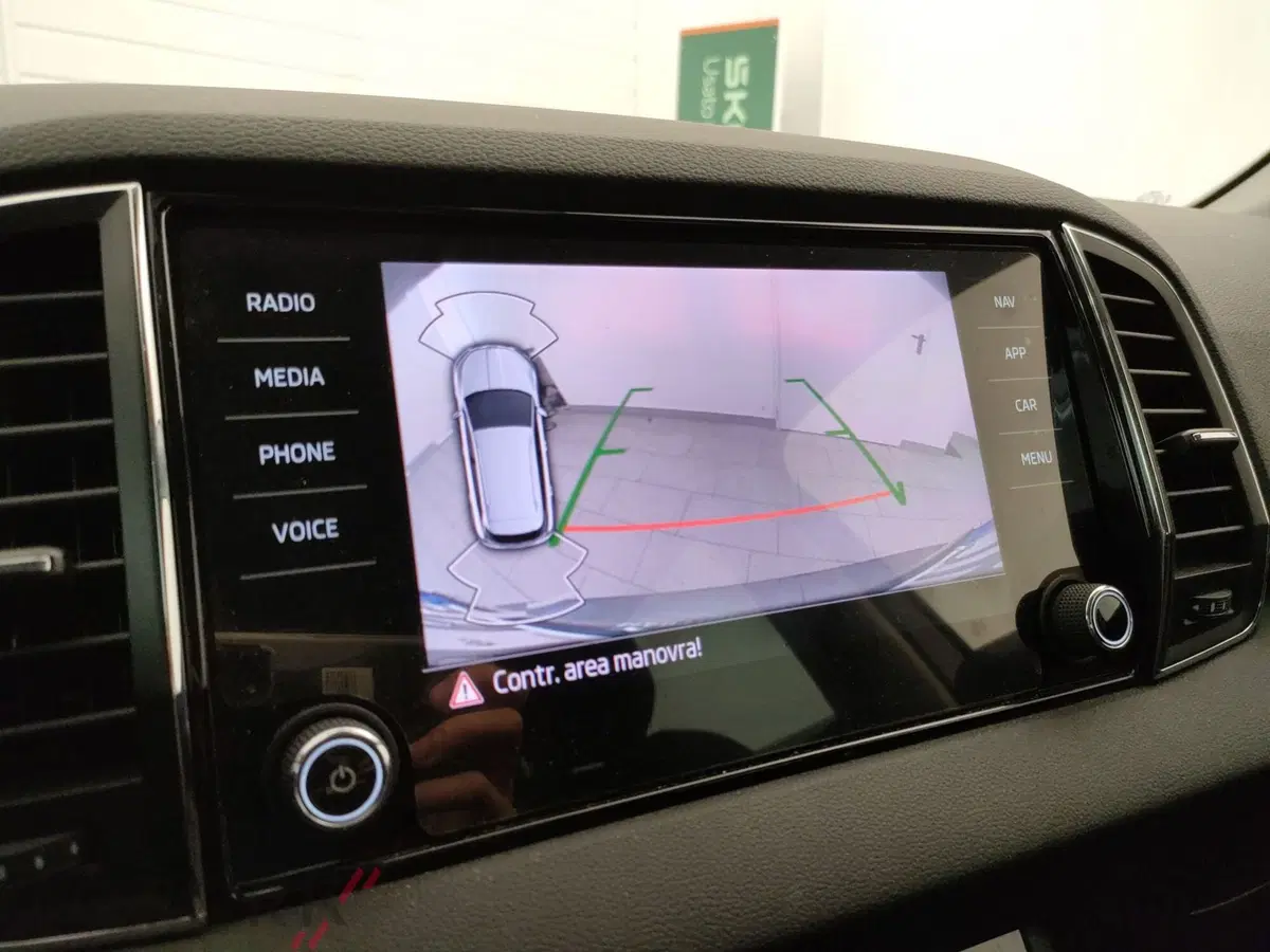 Skoda Karoq usata a Varese (15)