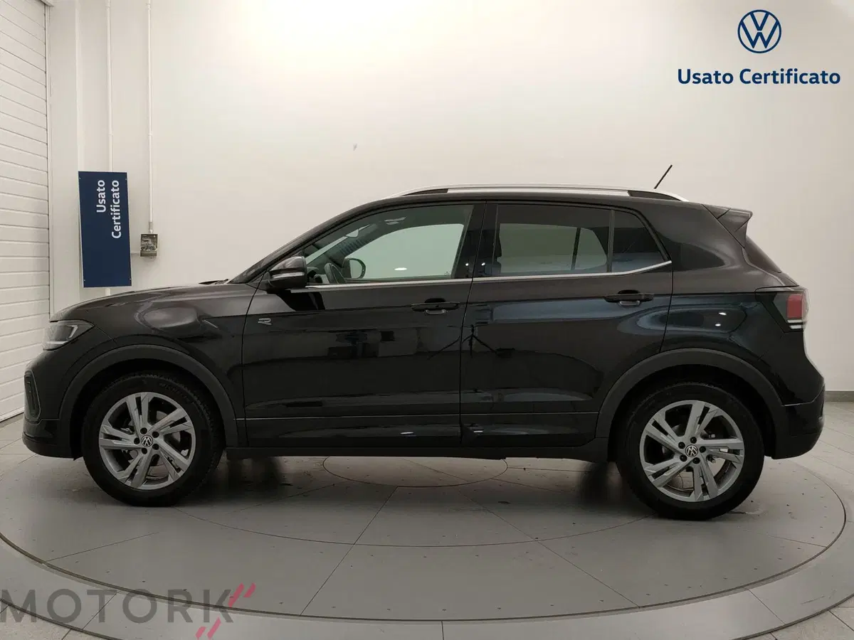 Volkswagen T-Cross usata a Varese (3)