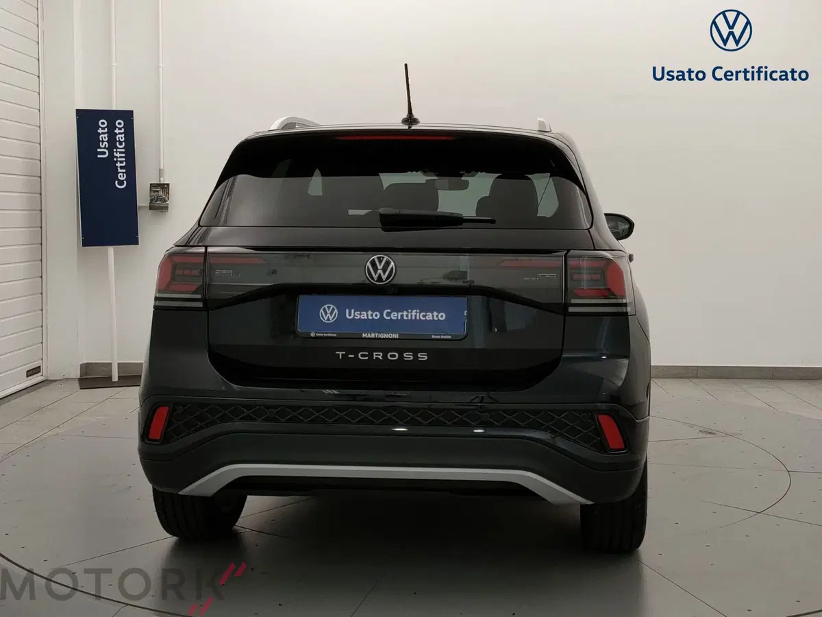 Volkswagen T-Cross usata a Varese (4)