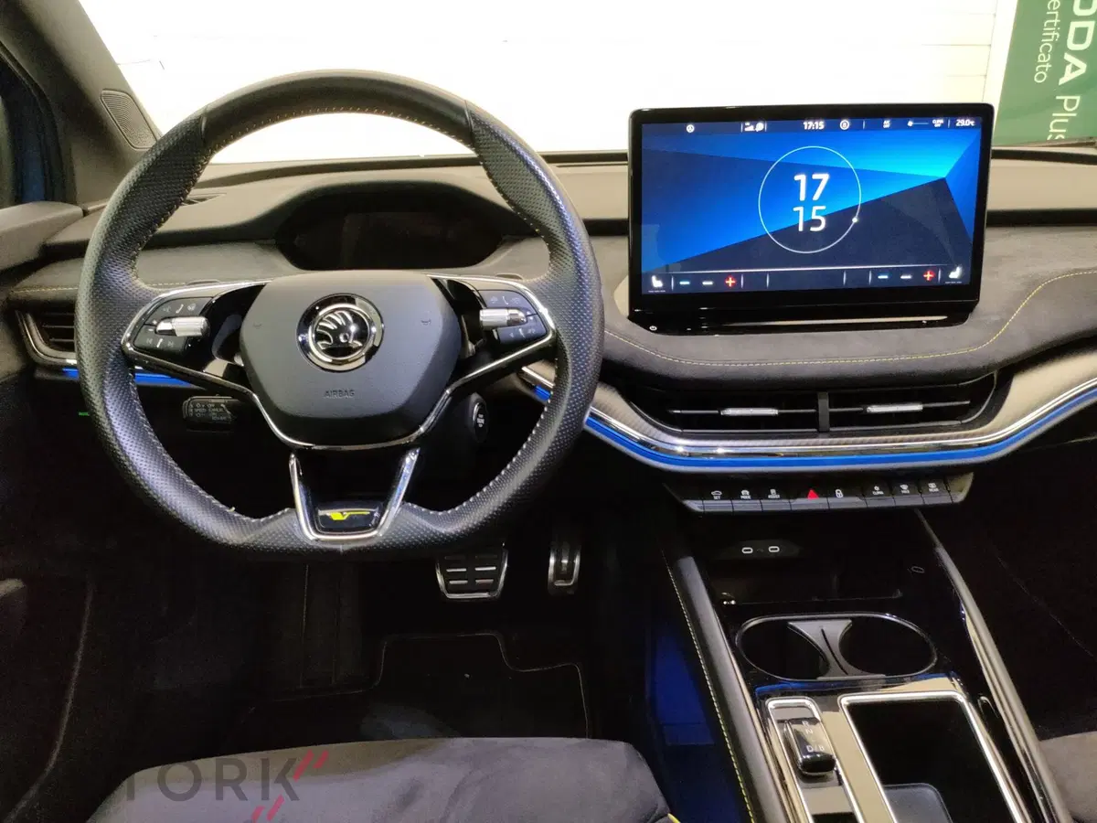 Skoda Enyaq Coupé usata a Varese (14)