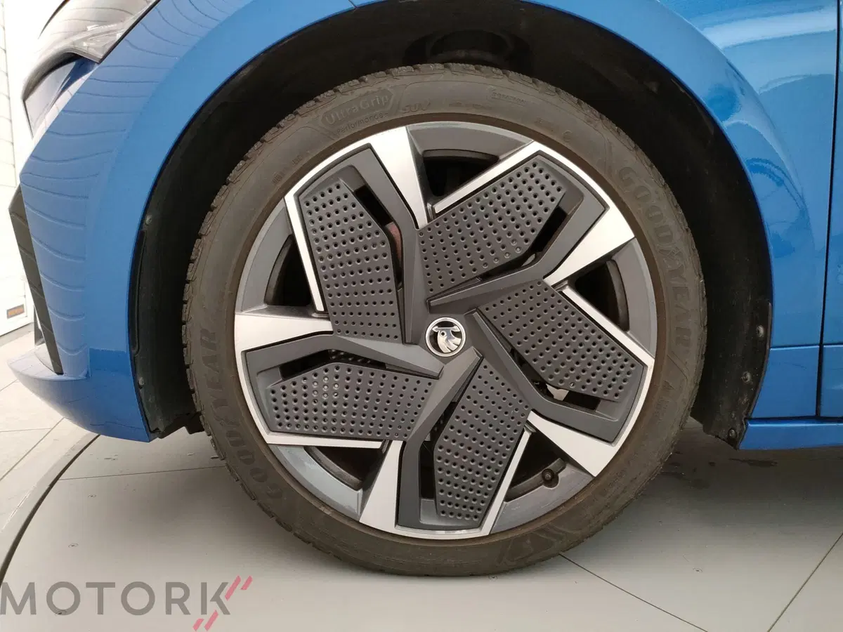 Skoda Enyaq Coupé usata a Varese (6)