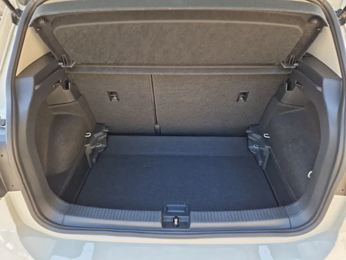 Volkswagen T-Cross usata a Siena (10)