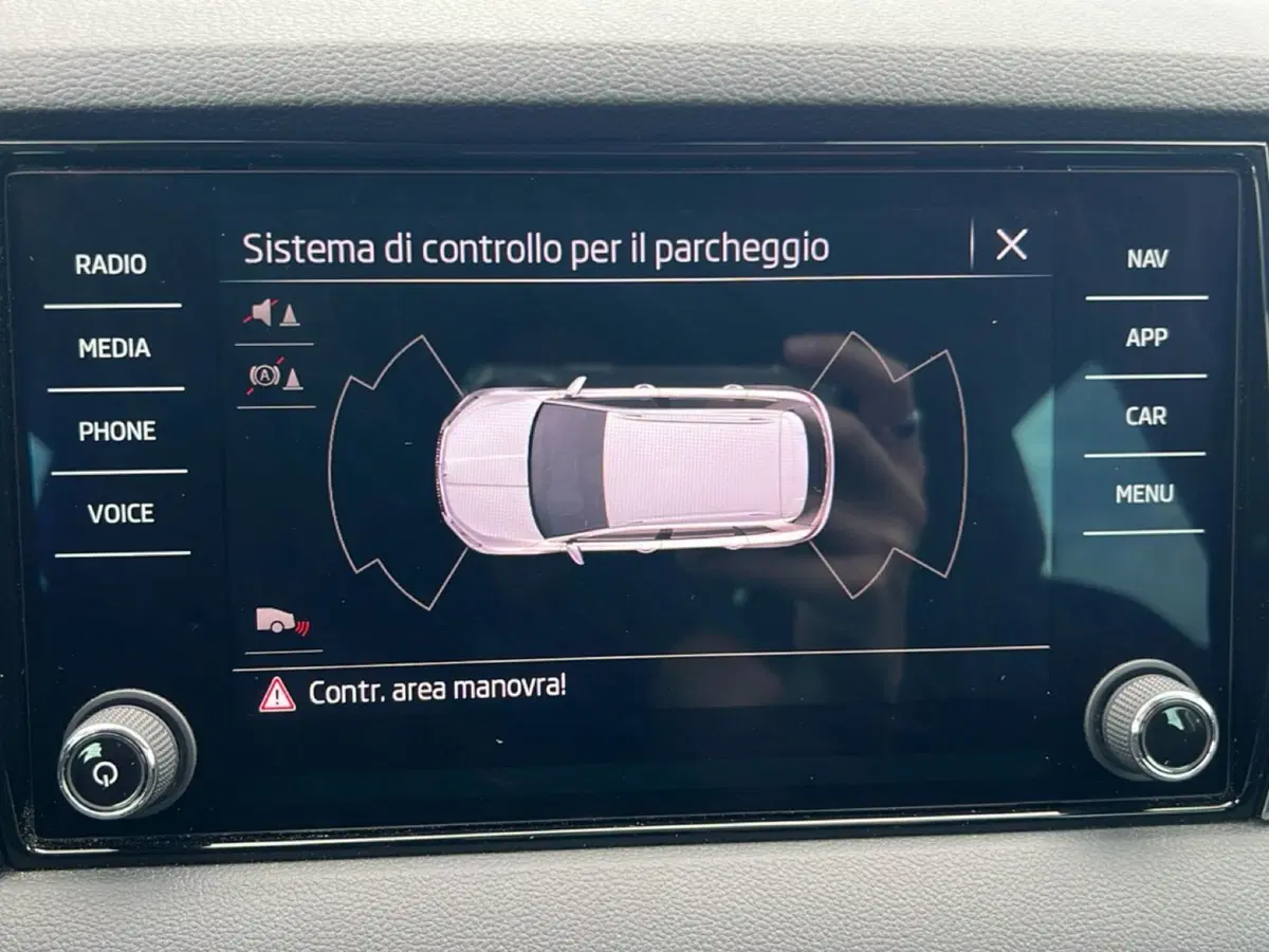 Skoda Karoq usata a Siena (14)