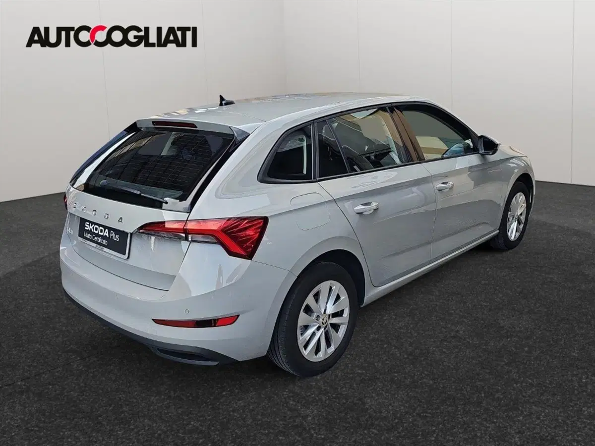 Skoda Scala usata a Lecco (6)