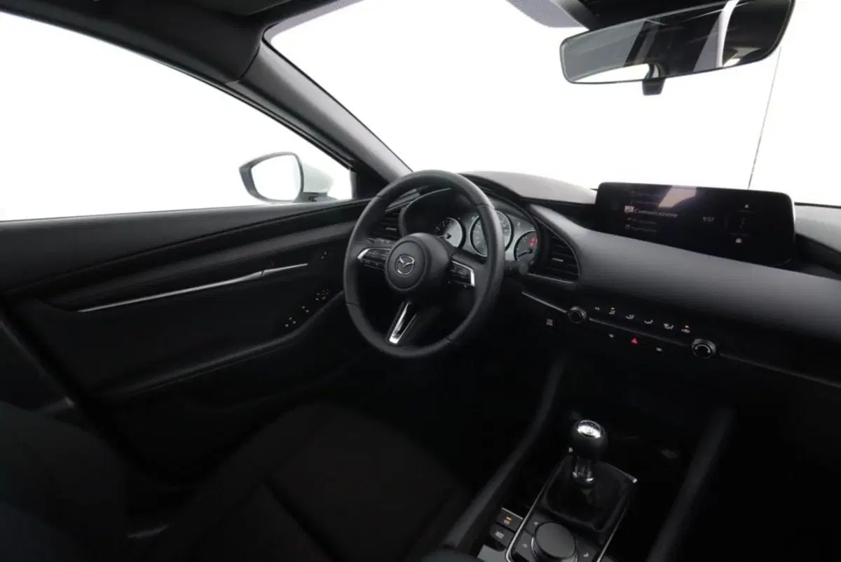 Mazda Mazda3 Hatchback nuova a Bologna (11)