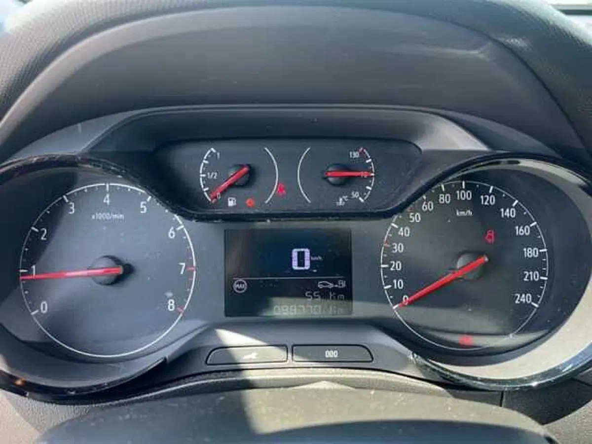 Opel Crossland X usata a Ravenna (12)