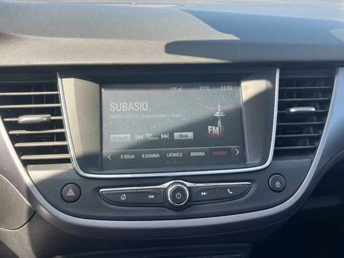 Opel Crossland X usata a Ravenna (13)