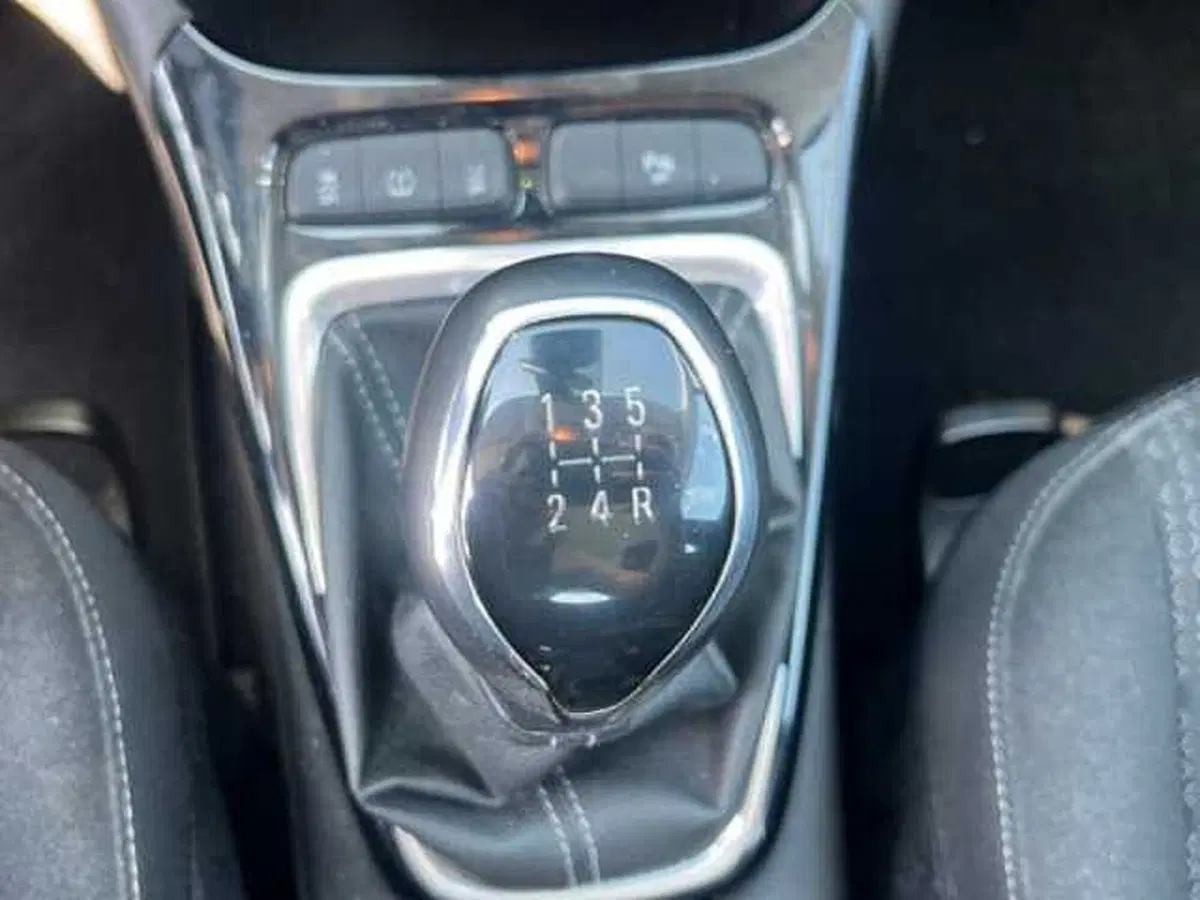 Opel Crossland X usata a Ravenna (16)