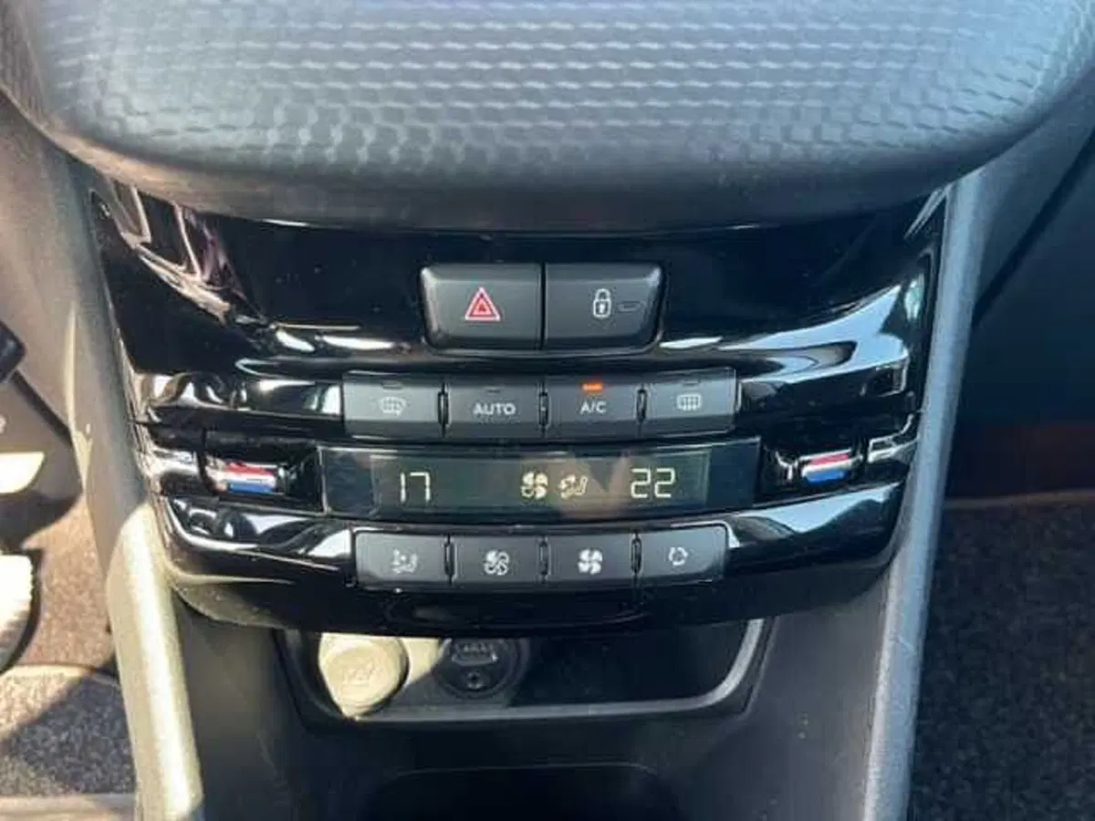 Peugeot 2008 usata a Ravenna (14)