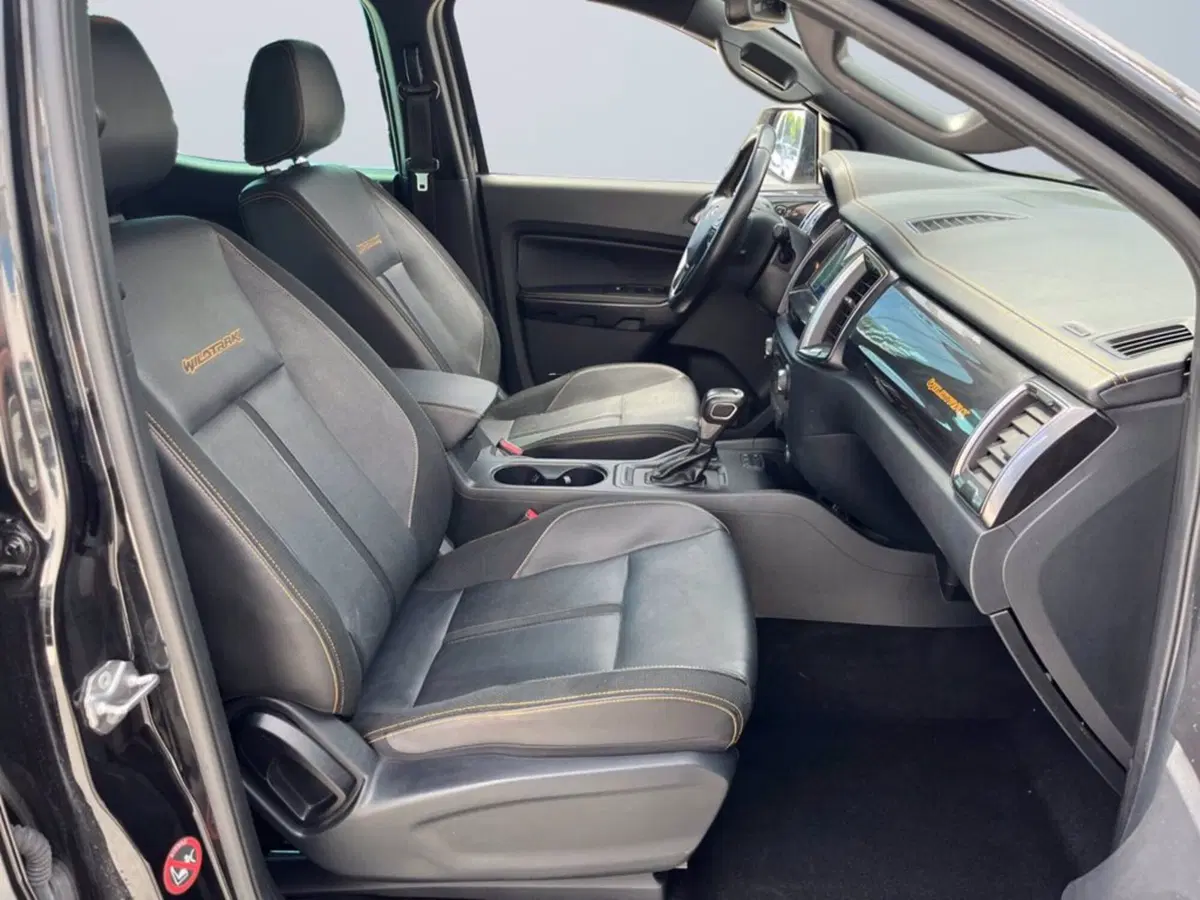 Ford Ranger Pick-up usata a Milano (15)