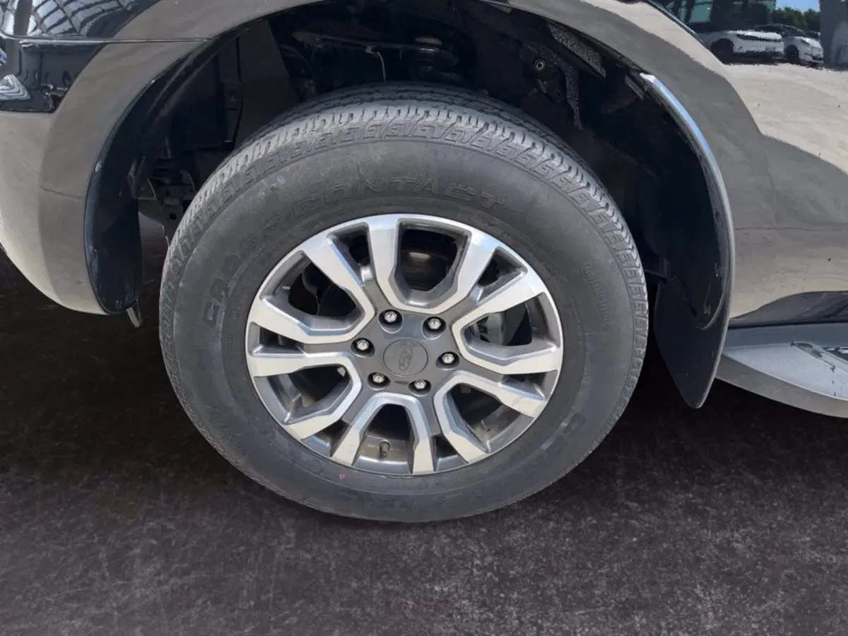 Ford Ranger Pick-up usata a Milano (9)