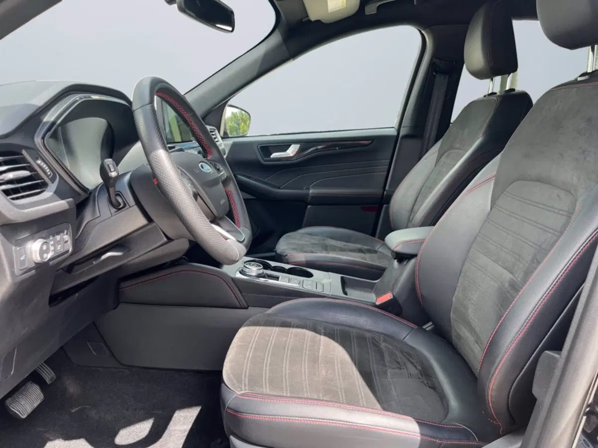 Ford Kuga usata a Milano (10)