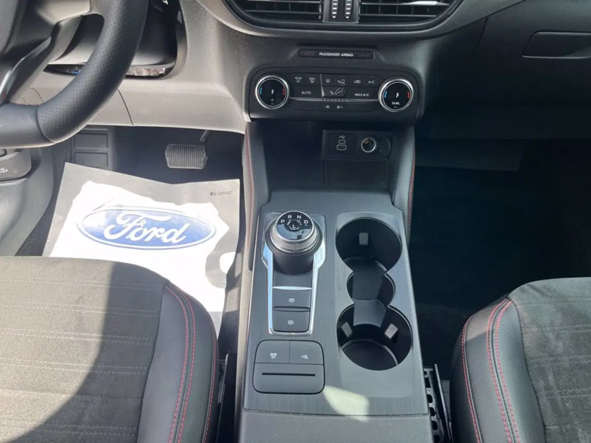 Ford Kuga usata a Milano (16)
