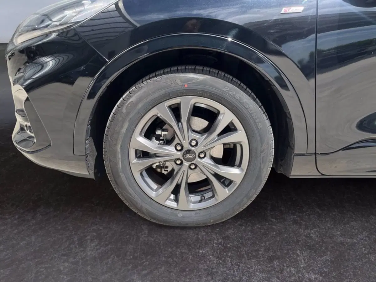 Ford Kuga usata a Milano (9)