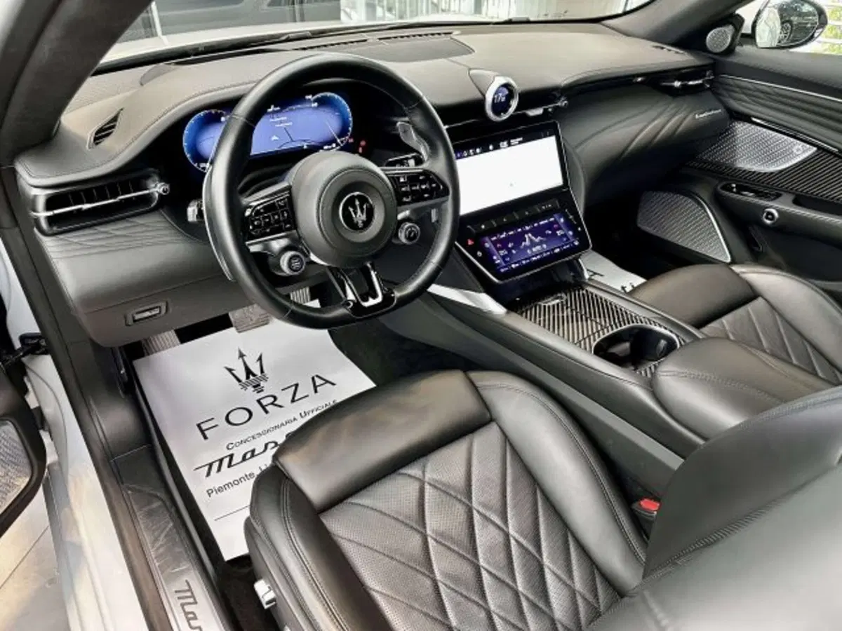 Maserati Granturismo usata a Torino (9)