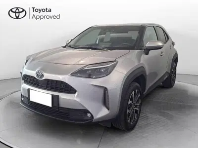 Toyota Yaris Cross 1.5h GR Sport Black Sky fwd 116cv e-cvt del 2022 usata a Torino