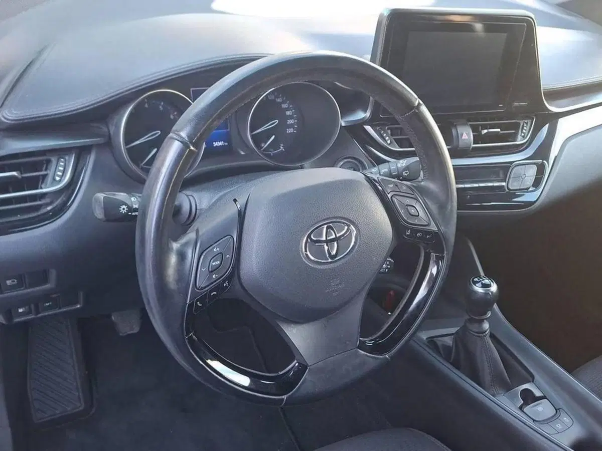 Toyota Toyota C-HR usata a Torino (10)