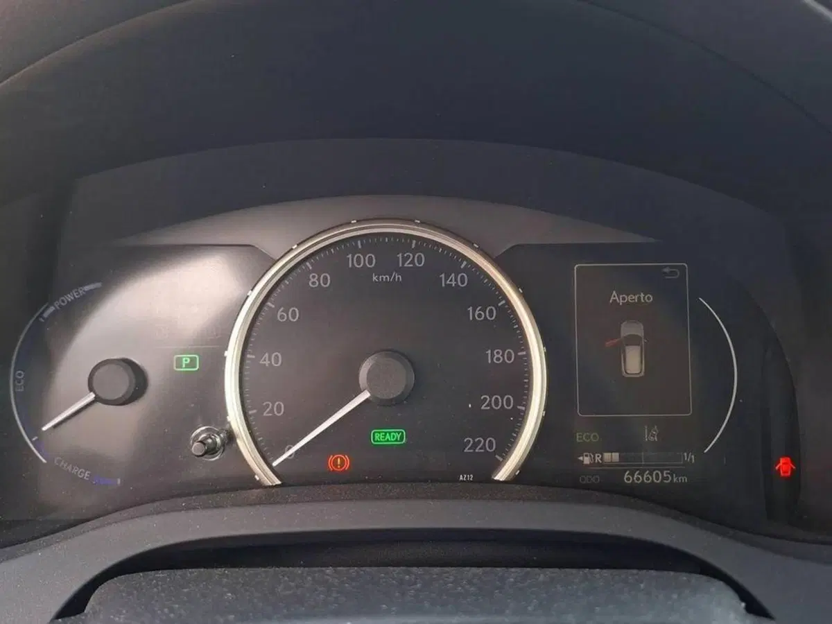 Lexus CT usata a Torino (6)