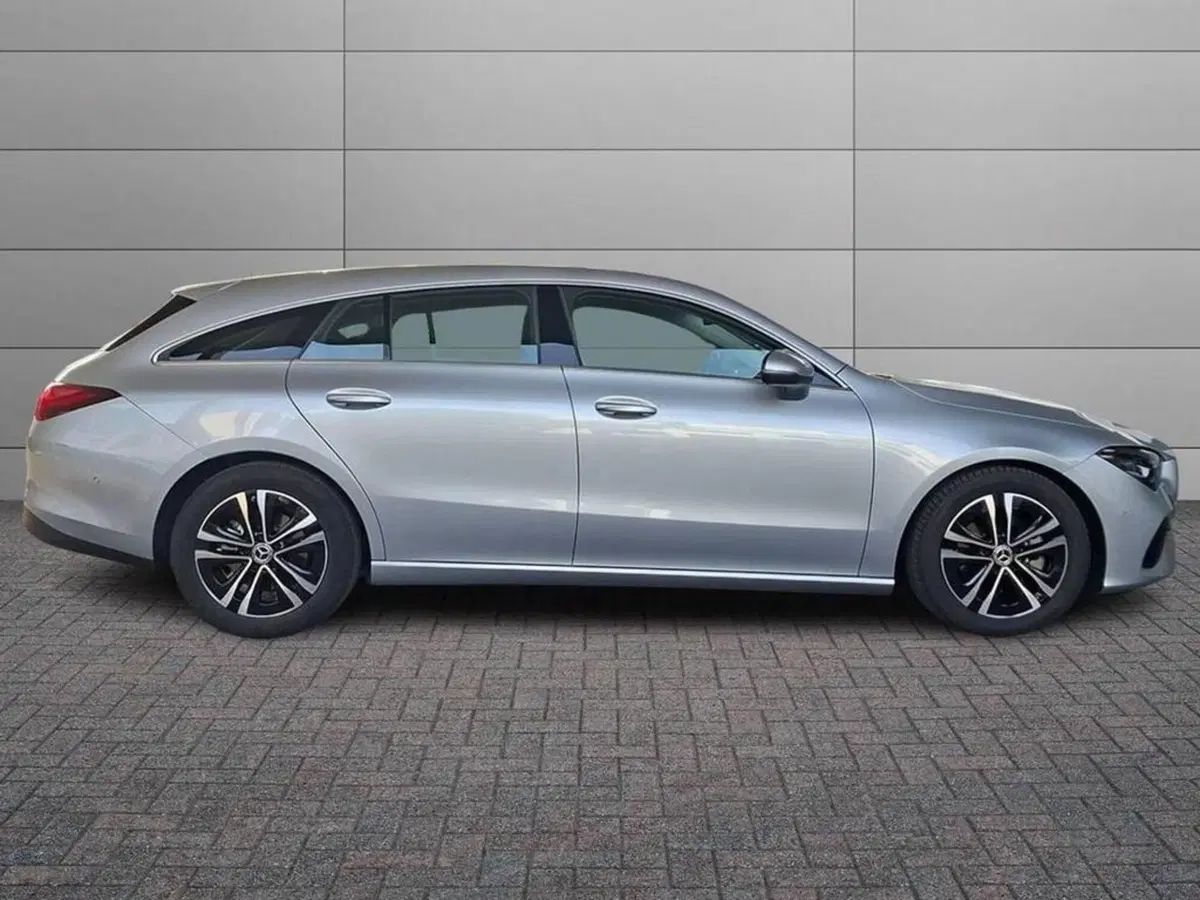 Mercedes-Benz CLA Shooting Brake usata a Torino (3)